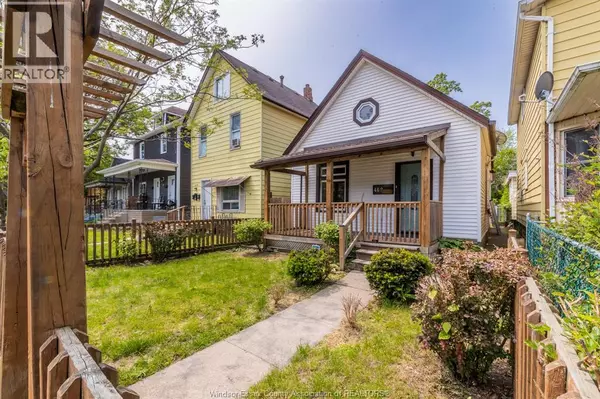 Windsor, ON N9A1T5,469 AYLMER AVENUE