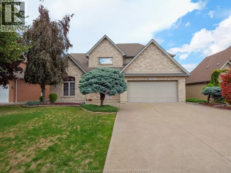 922 LAKE SHORE DRIVE, Windsor, ON N9G2R2