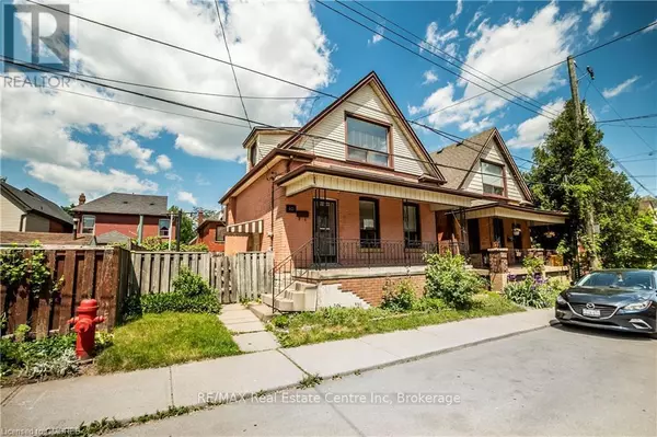 Hamilton (strathcona), ON L8R2W7,40 GREIG STREET