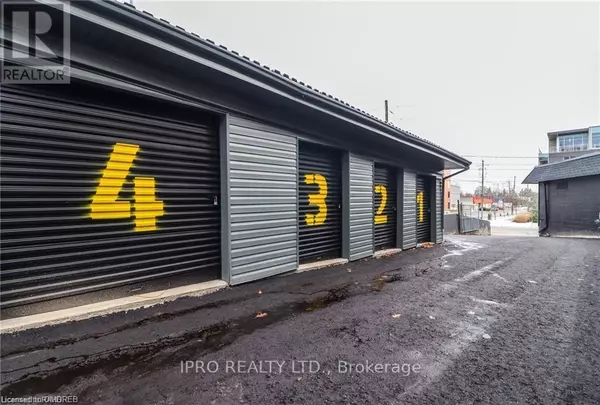 Hamilton (dundas), ON L9H3H7,60 HEAD ST #Storage