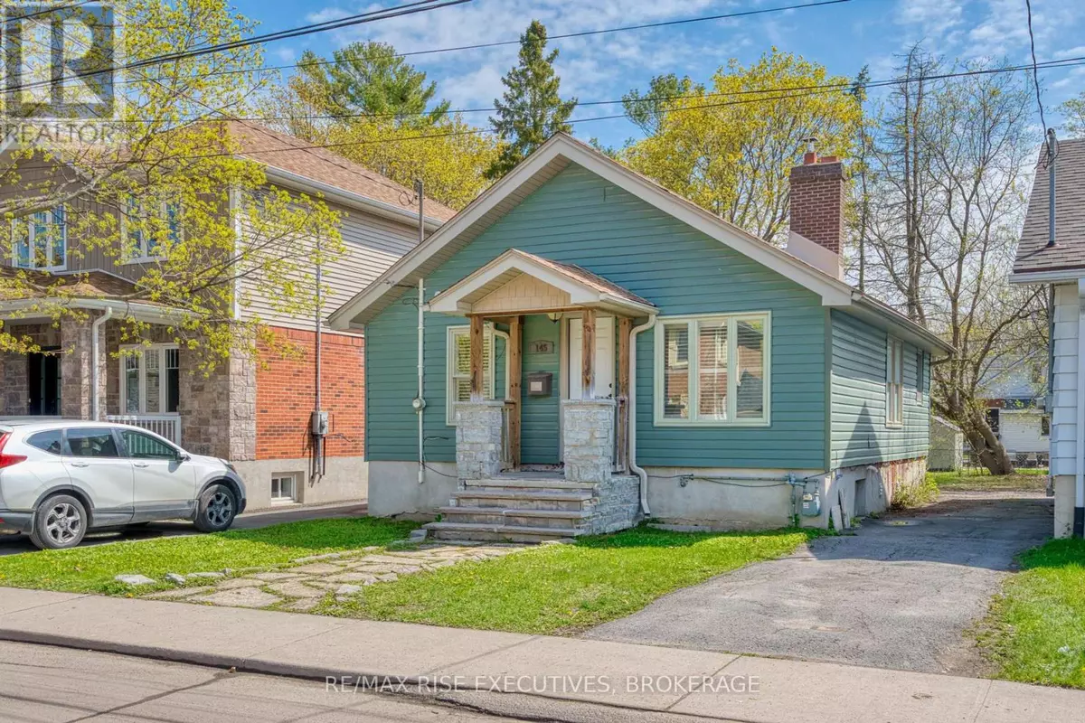 Kingston (central City East), ON K7L4B9,145 MACDONNELL STREET