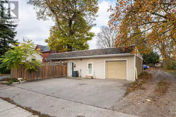 London, ON N5W3M8,966 PRINCESS AVENUE