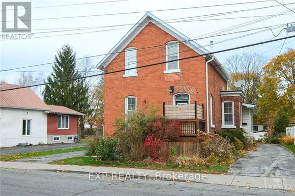 33 NAPOLEON STREET, Carleton Place, ON K7C2X4