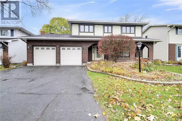 17 GROUSE AVENUE, Ottawa, ON K2J1R2