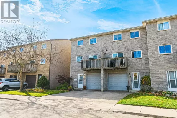 Hamilton (stoney Creek), ON L8K1P6,1155 PARAMOUNT DR #26