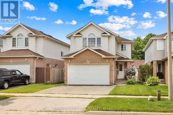 27 HOLLYRIDGE CRESCENT, Kitchener, ON N2N3L8