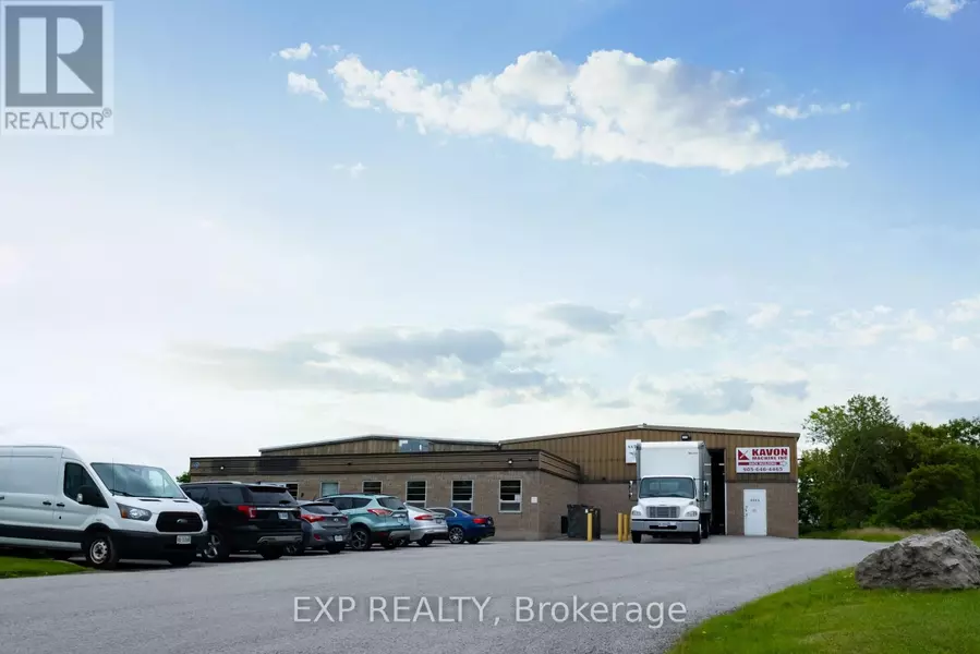 9 KEEFER ROAD, St. Catharines (436 - Port Weller), ON L2M6K4