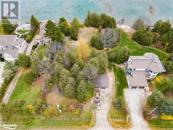 Meaford, ON N4L0A7,297 LAKESHORE ROAD N