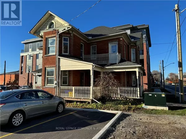 Smiths Falls, ON K7A1M8,11 WILLIAM STREET W