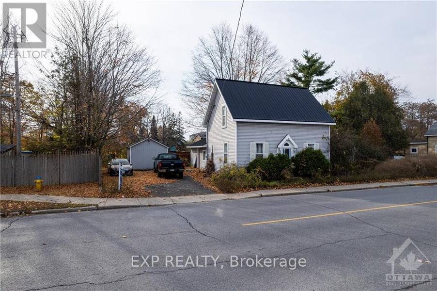 212 FRANKTOWN ROAD, Carleton Place, ON K7V2N7