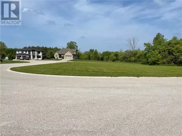 Bluewater (hay), ON N0M2T0,41 CANTIN COURT