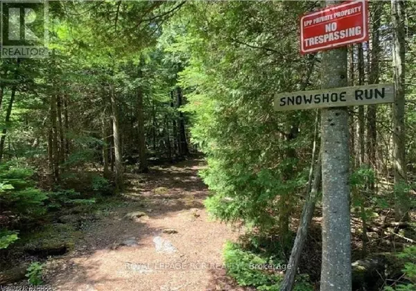 Northern Bruce Peninsula, ON N0H1W0,56 TRILLIUM