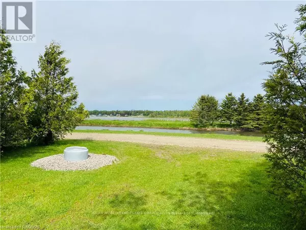 Northern Bruce Peninsula, ON N0H2R0,9 TAMARAC RD #19