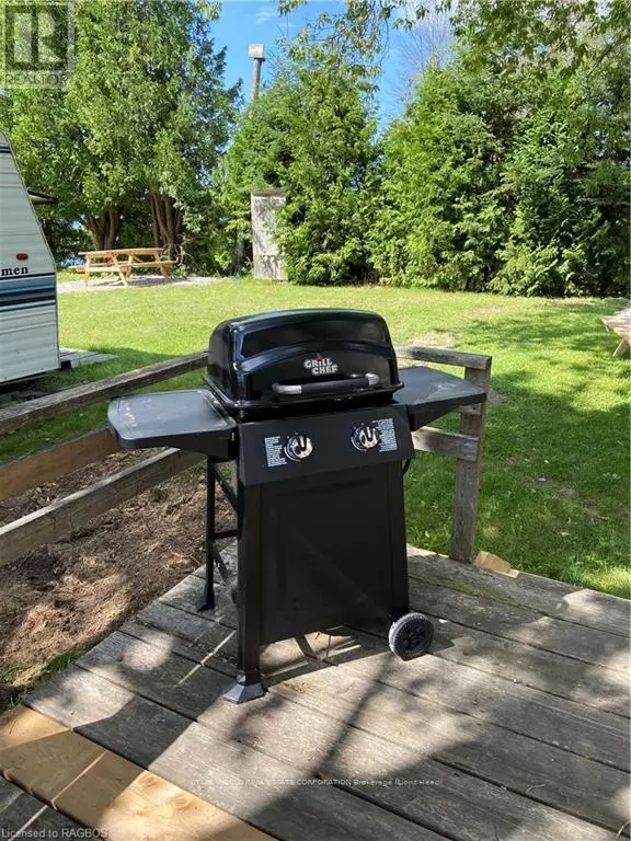 Northern Bruce Peninsula, ON N0H2R0,9 TAMARAC RD #5