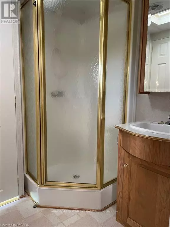 Northern Bruce Peninsula, ON N0H2R0,9 TAMARAC RD #28