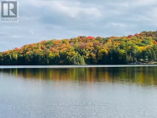 North Frontenac (frontenac North), ON K0H2J0,1357D SUNDAY LAKE DRIVE