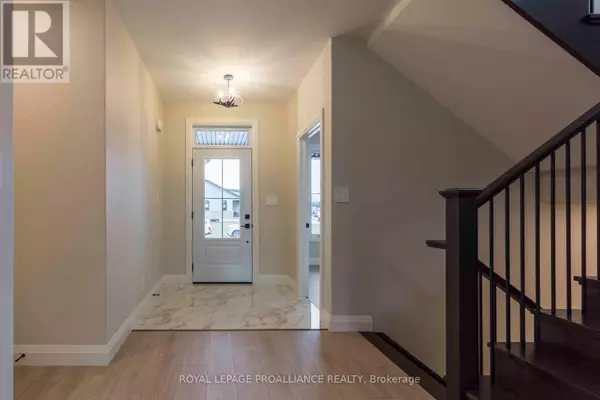 Brighton, ON K0K1H0,2 MACKENZIE JOHN CRESCENT