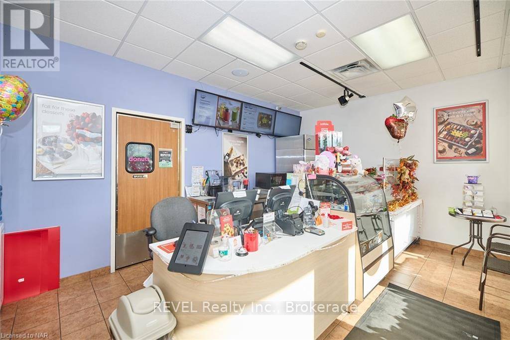 St. Catharines (ridley), ON L2S3P4,111 Fourth AVE #27