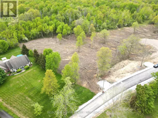 Fort Erie (bowen), ON L2A5M4,2121 HOUCK CRESCENT