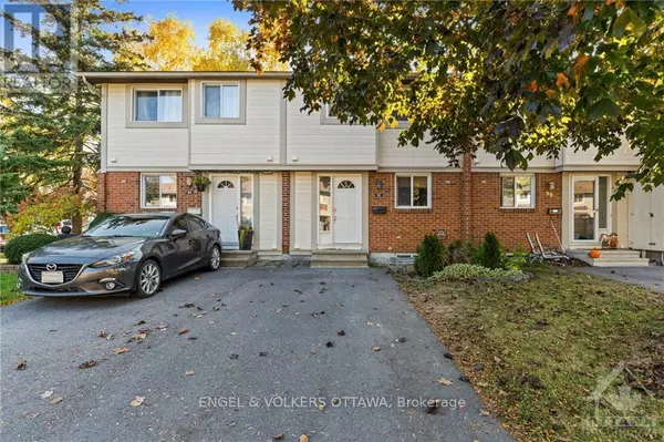 92 BARROW CRESCENT, Ottawa, ON K2L2J1