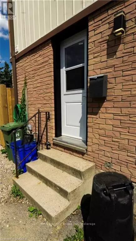 Hamilton (stoney Creek Mountain), ON L8J1H1,54 NORDALE CRES #LOWER UNIT