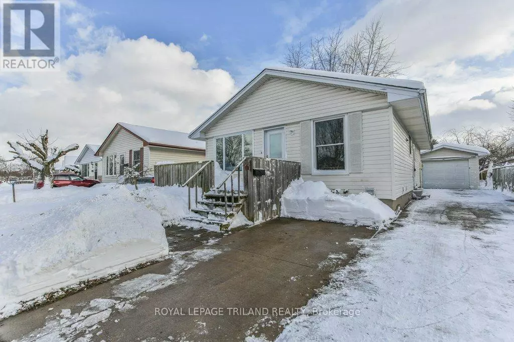 London, ON N6E1G4,92 SNOWDON CRESCENT