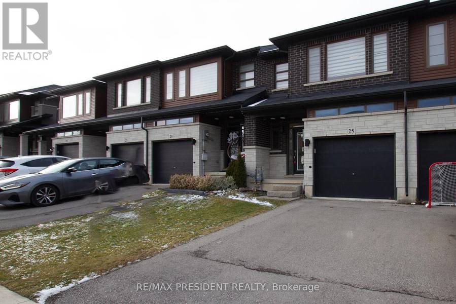 25 GREENWICH AVENUE, Hamilton (stoney Creek Mountain), ON L8J0L5