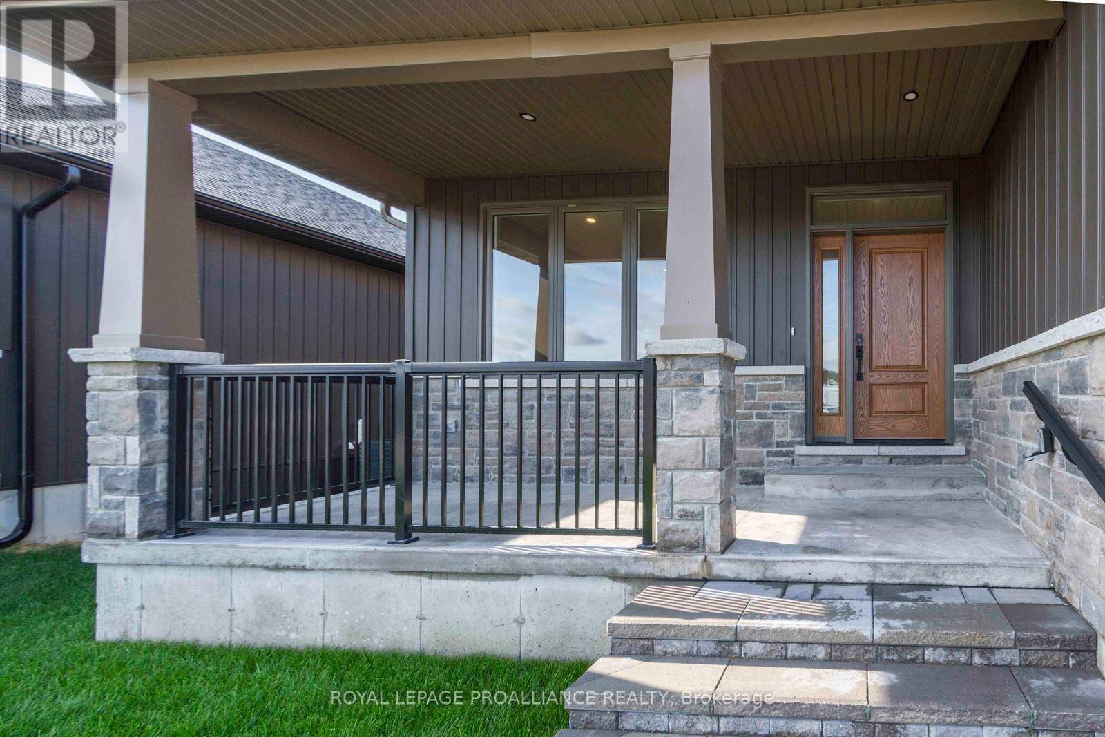 Brighton, ON K0K1H0,14 MACKENZIE JOHN CRESCENT