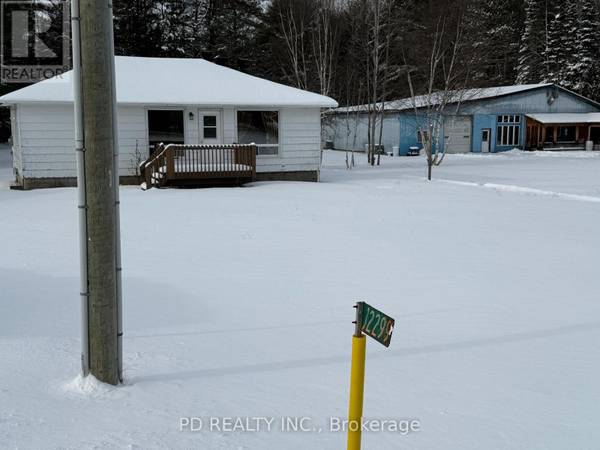 Deep River, ON K0J1P0,32299 HIGHWAY 17 E