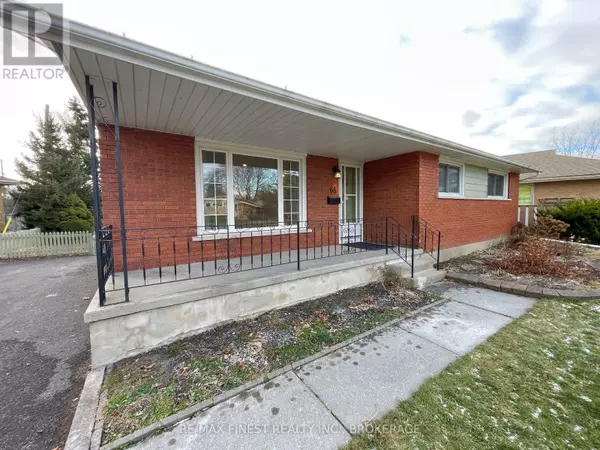 Kingston (central City West), ON K7M2S1,68 MACKENZIE CRESCENT