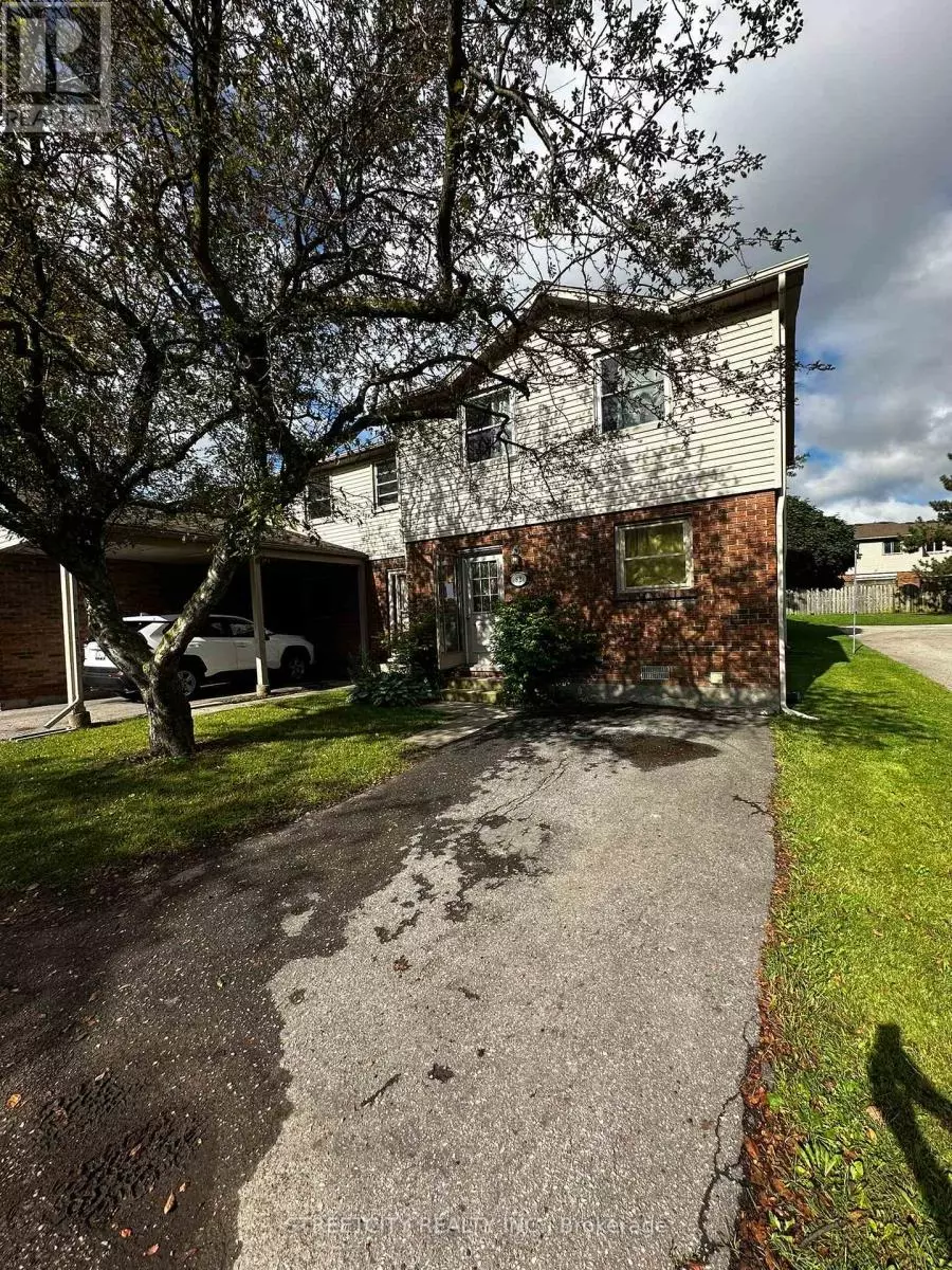 London, ON N6E2H7,1330 Jalna BLVD #82