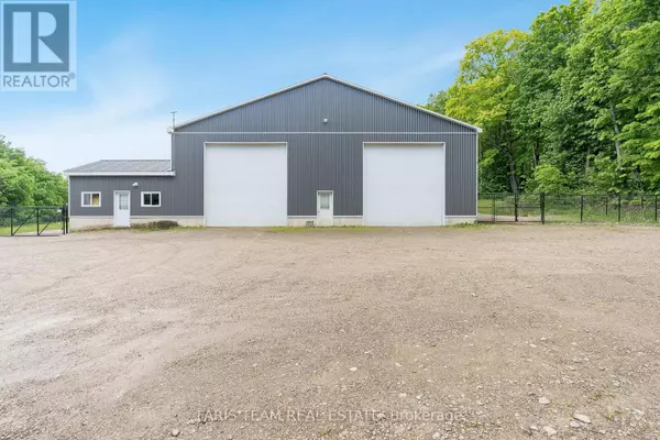 Meaford, ON N4L1W5,245350 SIDEROAD 22