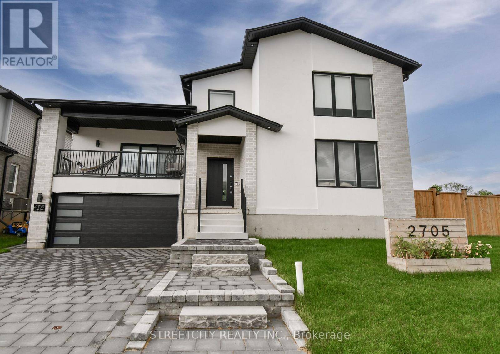 London, ON N6M0G6,2705 ORIOLE DRIVE