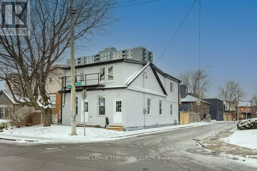 137 WEST AVENUE N, Hamilton (landsdale), ON L8L5C4