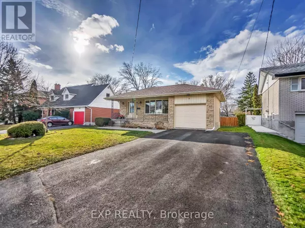 Belleville, ON K8P4E2,16 APPLEWOOD DRIVE