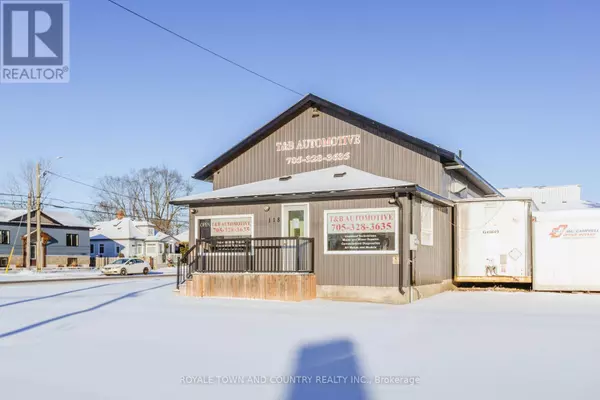 Kawartha Lakes (lindsay), ON K9V1G9,118 QUEEN STREET N