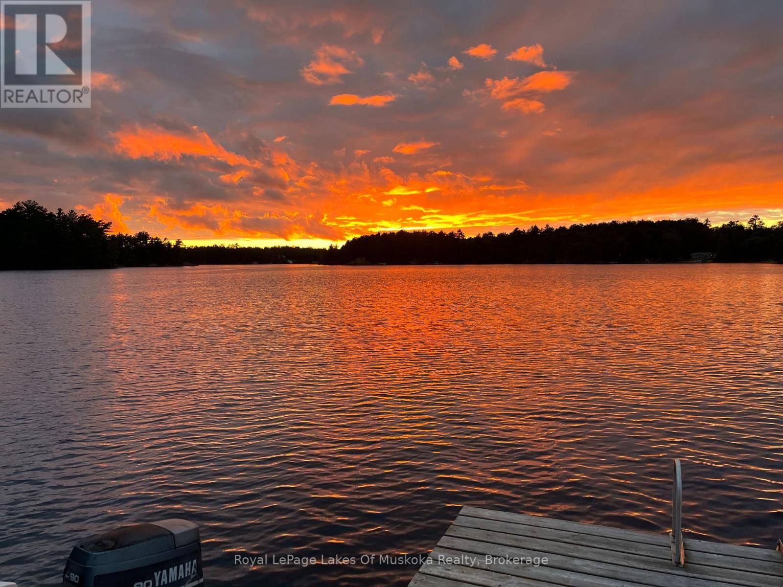 Gravenhurst (morrison), ON P0E1G0,3 ISLAND 15KL