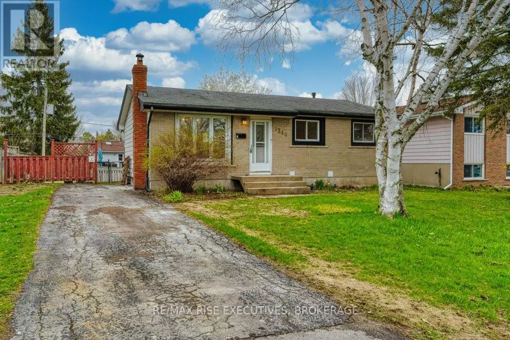 Kingston (south Of Taylor-kidd Blvd), ON K7M6H4,1344 WAVERLEY CRES #1