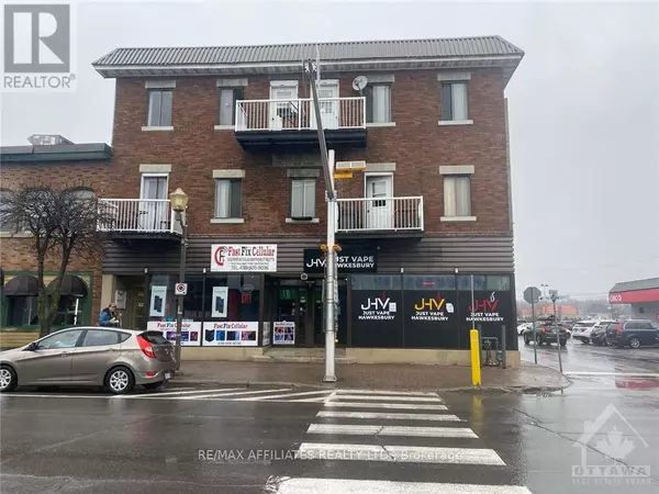 253 MAIN STREET E, Hawkesbury, ON K6A1A1