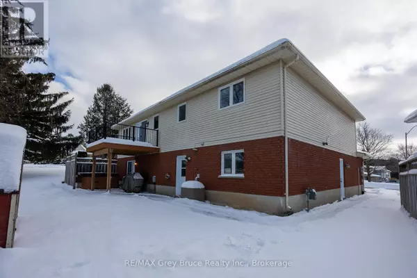 Owen Sound, ON N4K6S8,492 8TH AVENUE E