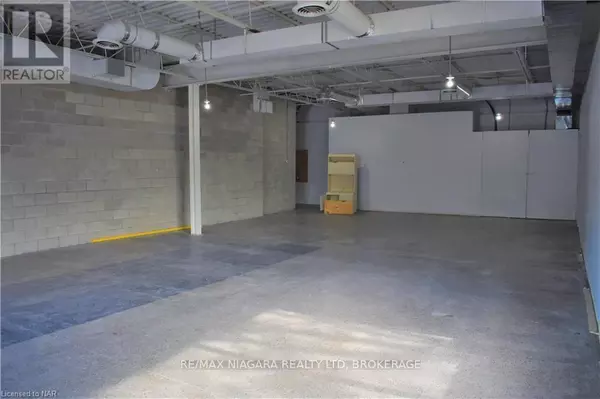 Welland (lincoln/crowland), ON L3B2A2,601 SOUTHWORTH ST South #5