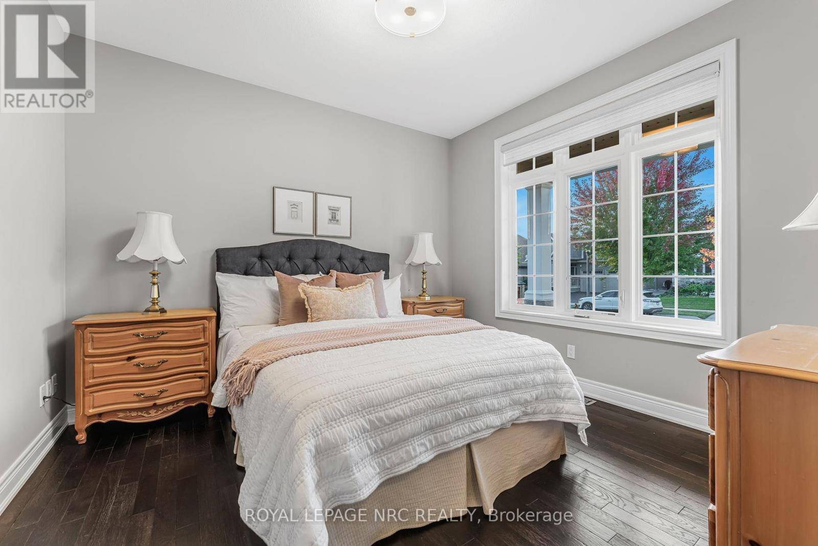 Niagara-on-the-lake (105 - St. Davids), ON L0S1J1,36 HICKORY AVENUE