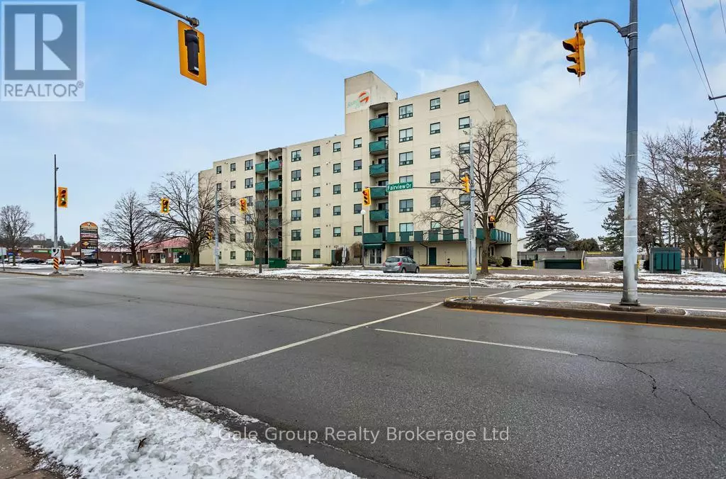 Brantford, ON N3R7M3,421 Fairview DR #406