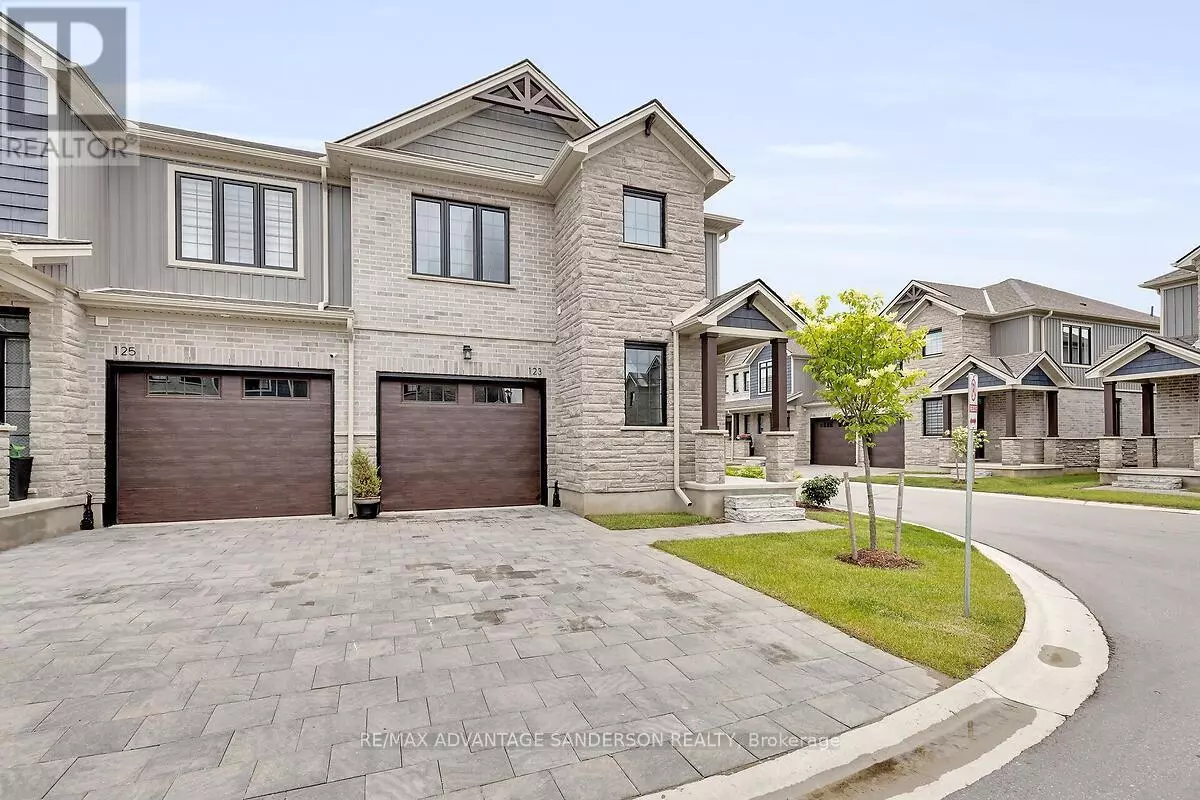 Middlesex Centre (ilderton), ON N0M2A0,93 STONEFIELD LN #123