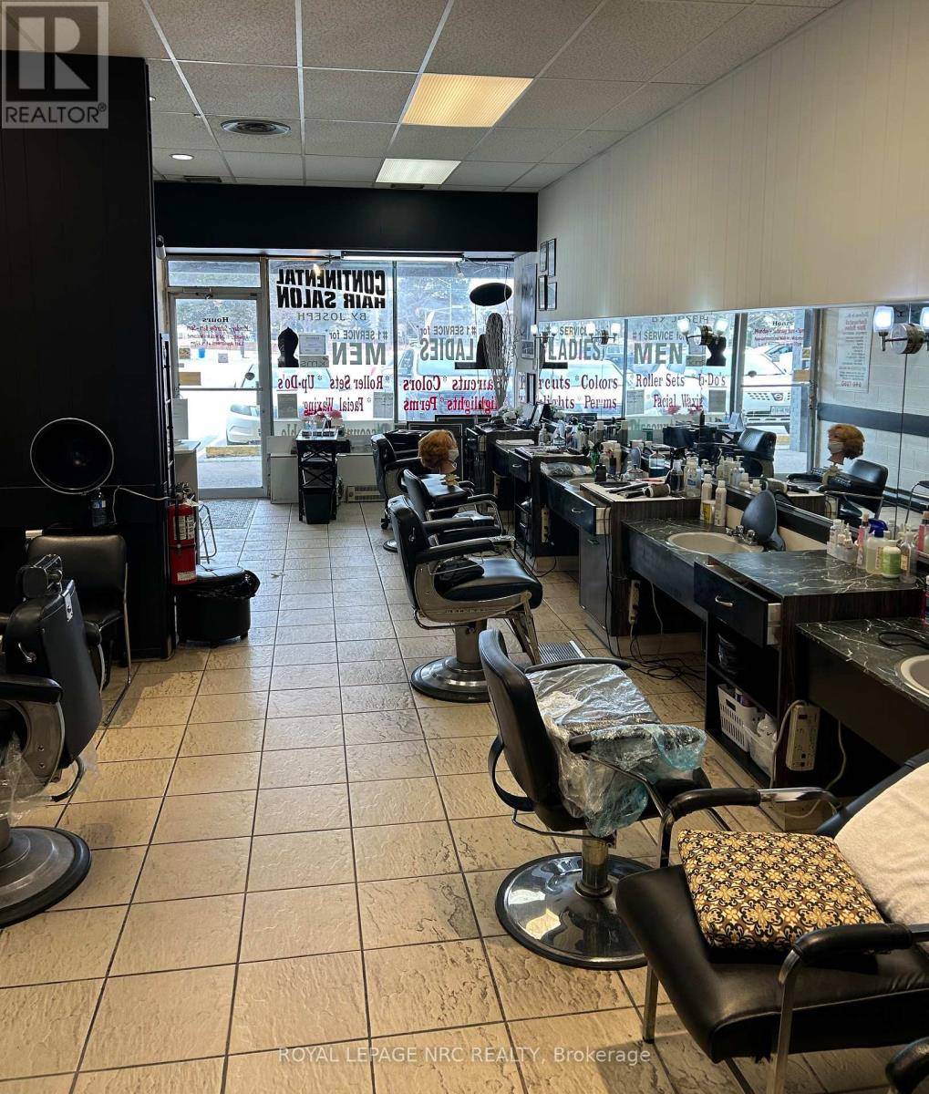St. Catharines (bunting/linwell), ON L2M3J7,486-500 Grantham AVE #7