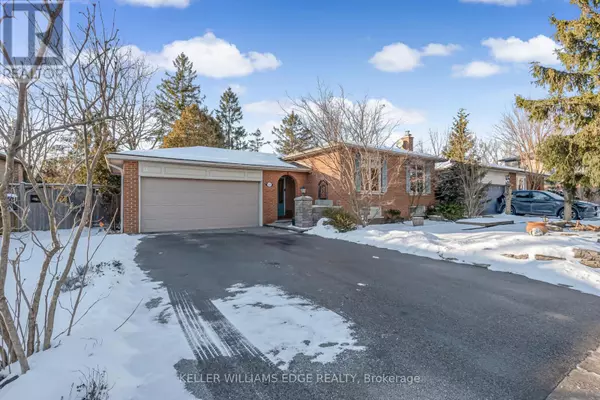 Hamilton (waterdown), ON L8B0B3,15 LAURENDALE AVENUE