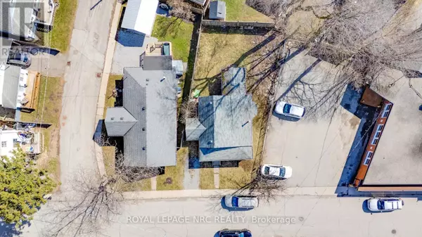 Fort Erie (crystal Beach), ON L0S1B0,324 DERBY ROAD