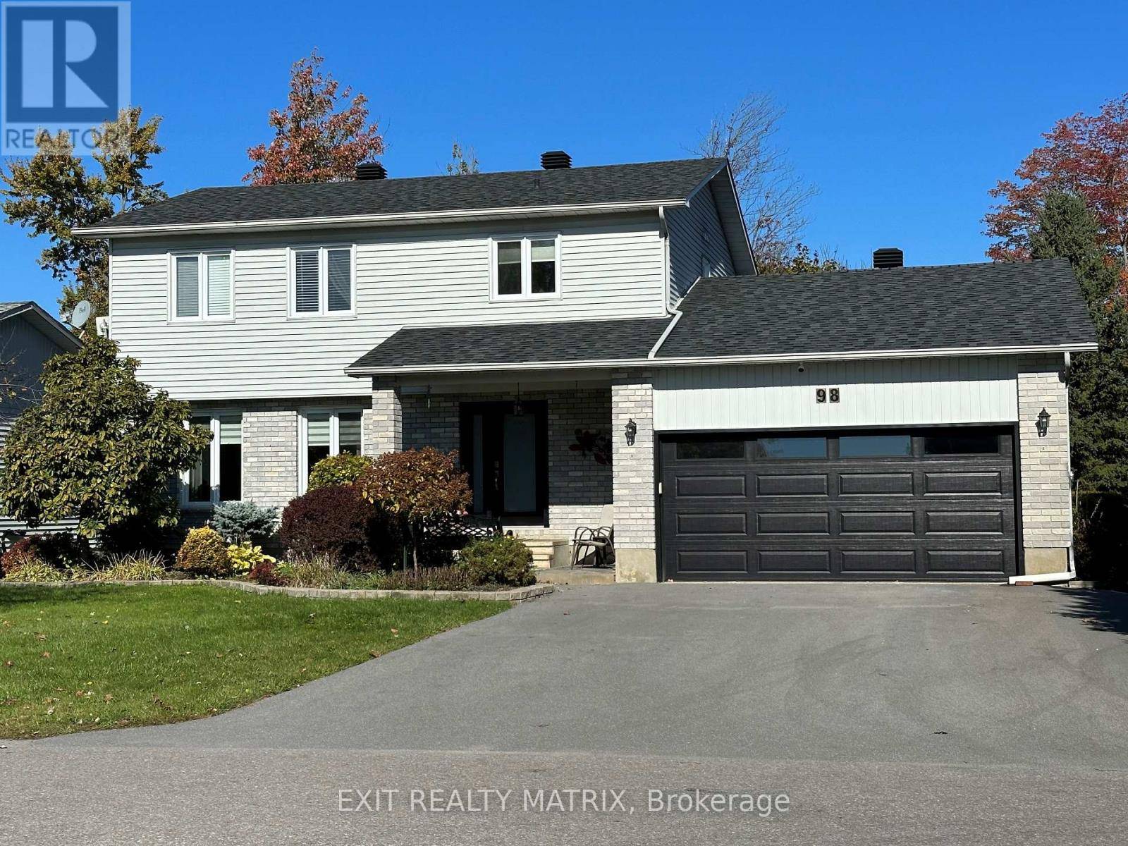 98 MENARD STREET, Russell, ON K0A1W1