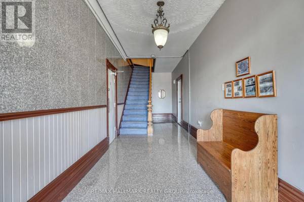 Edwardsburgh/cardinal, ON K0E1E0,2084 DUNDAS STREET