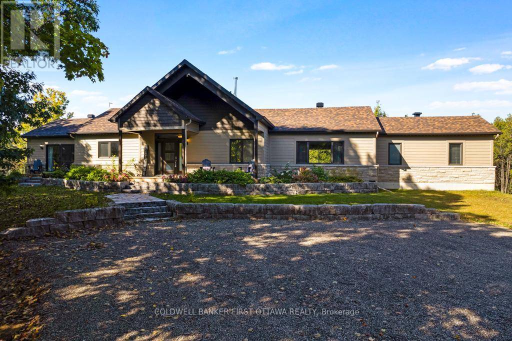 Montague, ON K7A4S6,1608 NOLANS ROAD